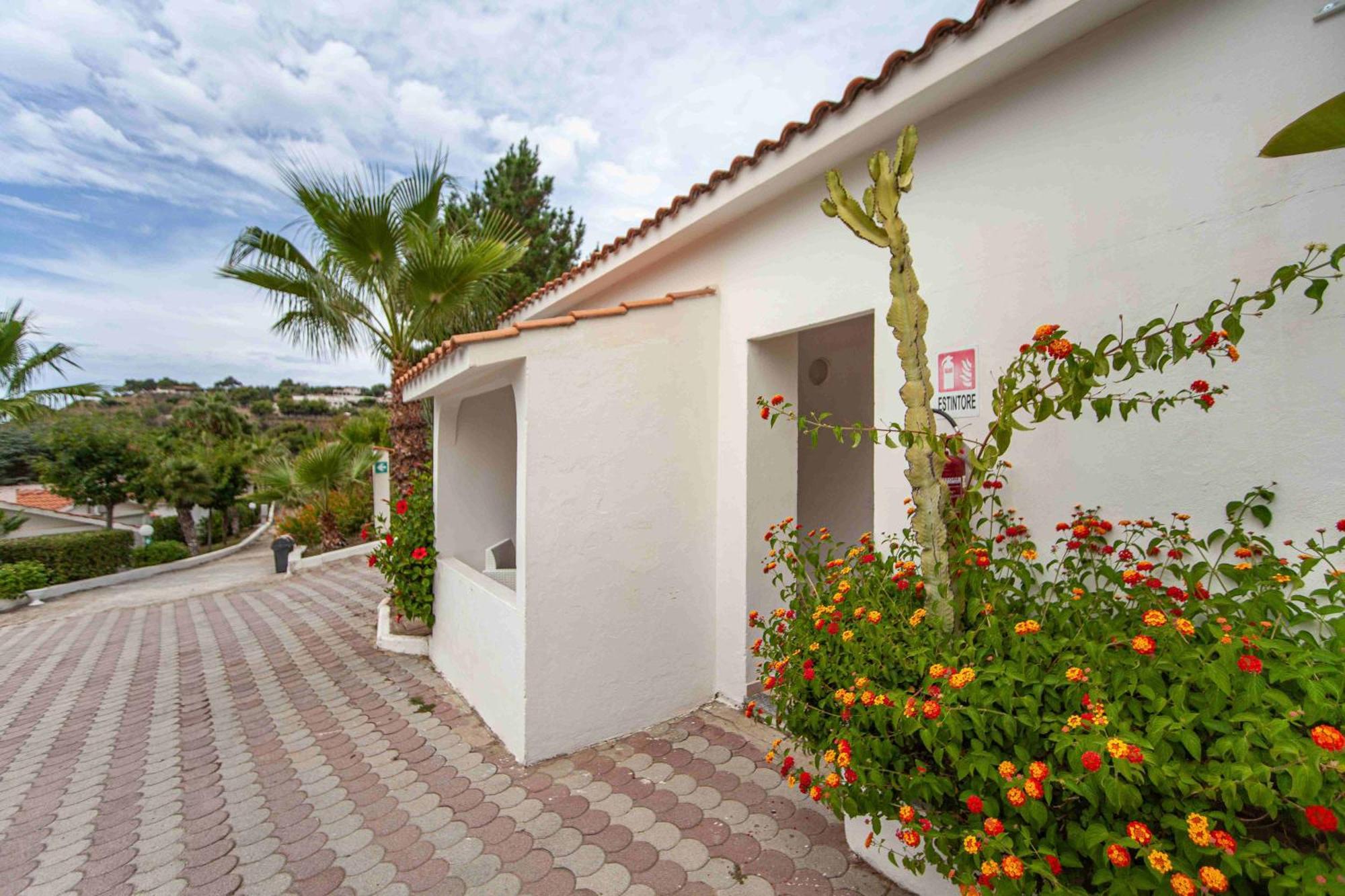 Villaggio Baia D'Ercole Capo Vaticano Zewnętrze zdjęcie