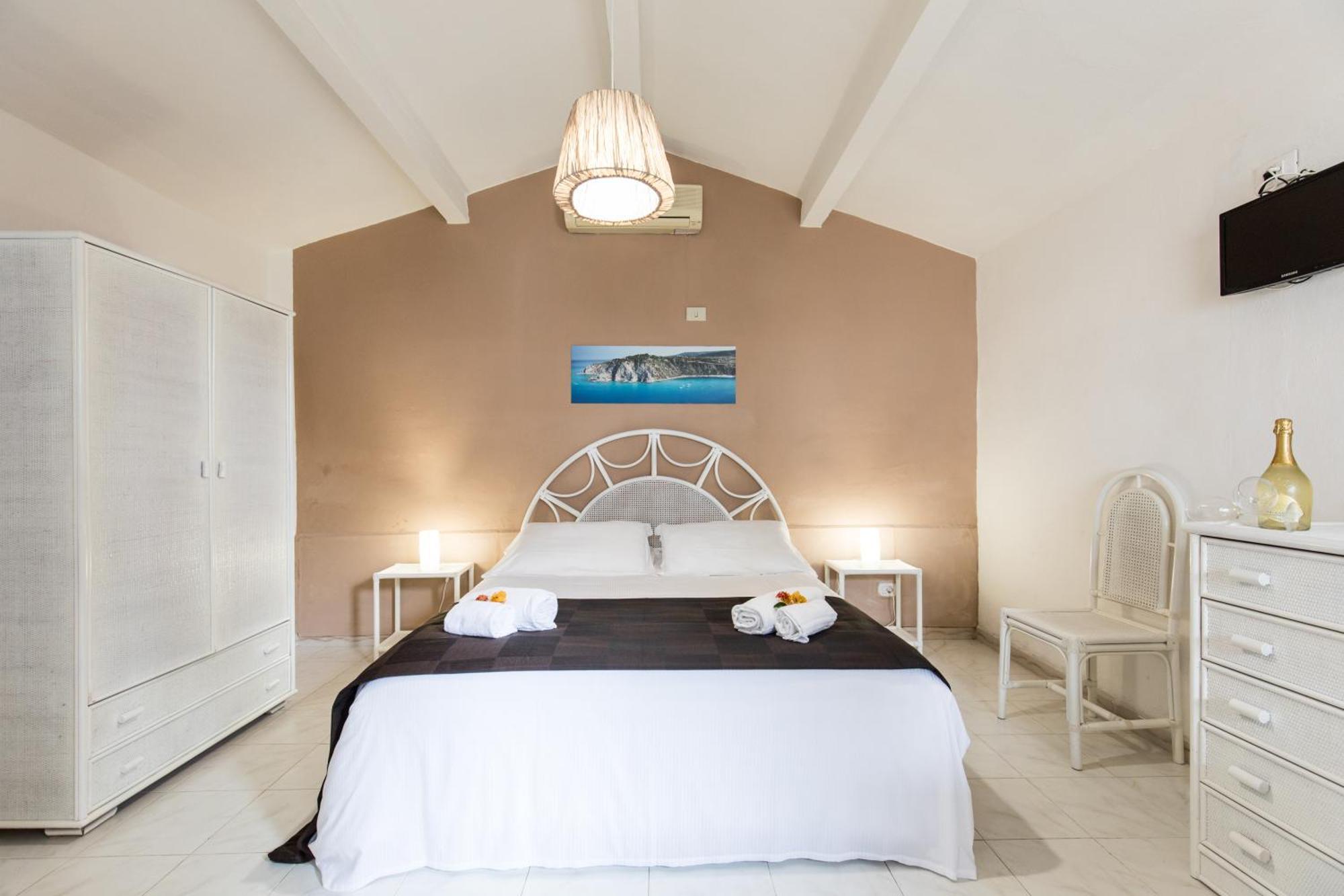 Villaggio Baia D'Ercole Capo Vaticano Zewnętrze zdjęcie